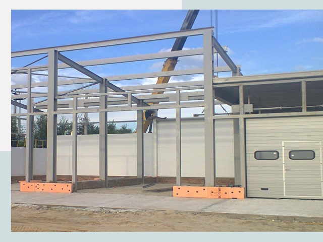 Строительство автосервисов от СтальСтрой-Чкв по цене 607 руб.